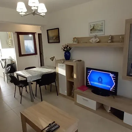 Beata 4 Personas Apartment *